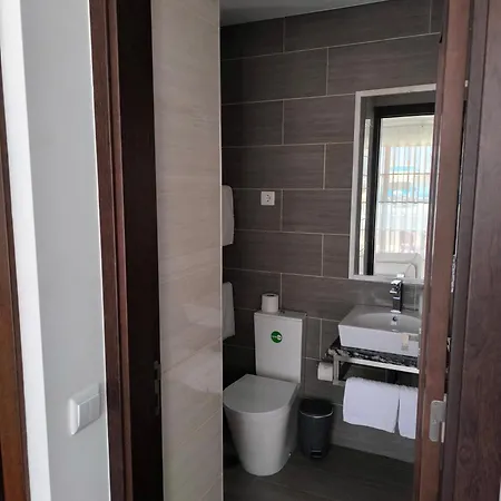 4 Surf Guest house Baleal